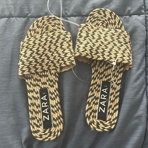 Zara trafaluc 37 sandals